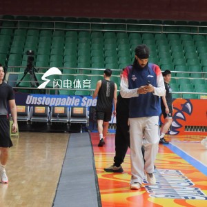 世界杯手机高清观看平台-山东高速男篮主场迎战江苏，邱彪赛前透露琼斯伤情